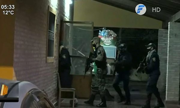 Allanamientos simultáneos en busca de delincuentes | Telefuturo