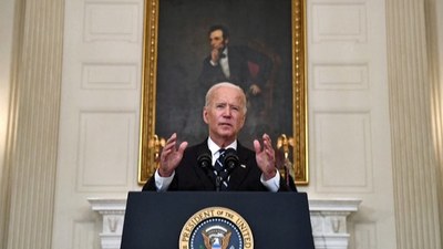 Biden lanzó un plan para vacunar a estatales y cuestionó a quienes rechazan la inmunización | .::Agencia IP::.