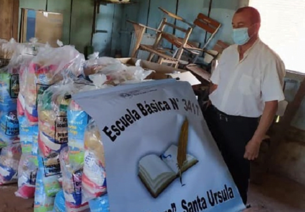 Distribuyen kits de alimentos para escuelas en 3 de Mayo y Coronel Maciel - Noticiero Paraguay
