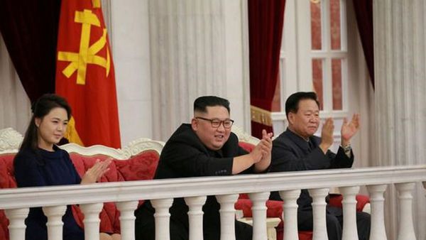 La primera dama norcoreana aparece en público