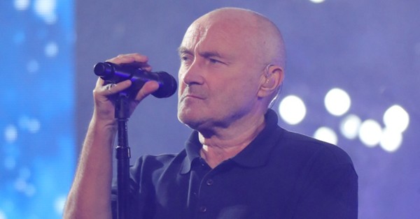 Phil Collins reconoce que ya no es capaz de tocar: “Apenas puedo sujetar las baquetas” - SNT