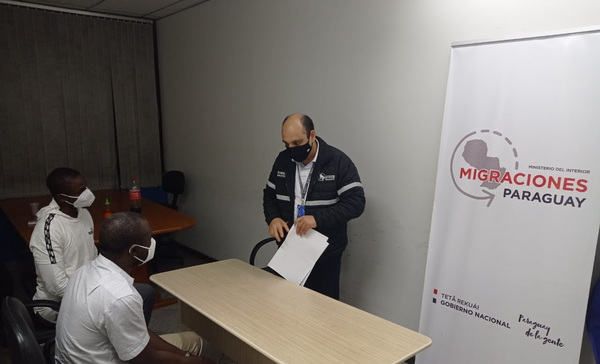 Expulsan del país a dos ciudadanos de Cabo Verde