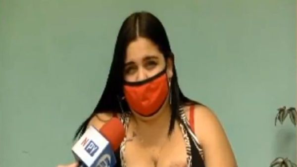 Una mujer denuncia a su vecino por agresión y teme por su vida