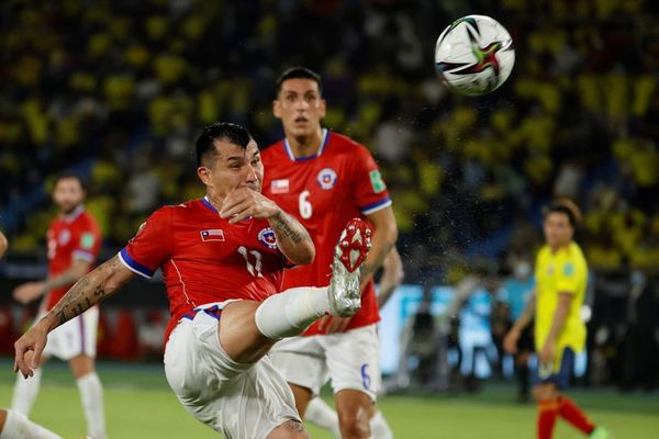 Chile se juega casi todo en octubre por la opción de sacar un cupo en Catar  - Fútbol Internacional - ABC Color