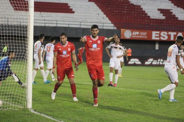 El “3” gana un vibrante partido - Fútbol de Ascenso de Paraguay - ABC Color
