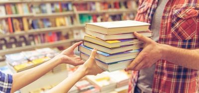 Emprendedor se dedica a vender libros en su tiempo libre | Ñanduti