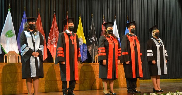 La Nación / Rectora de la UNA insta a construir un nuevo modelo educativo