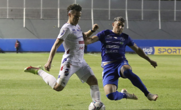 Diario HOY | Empatan en un partido cuyas emociones sólo duraron diez minutos