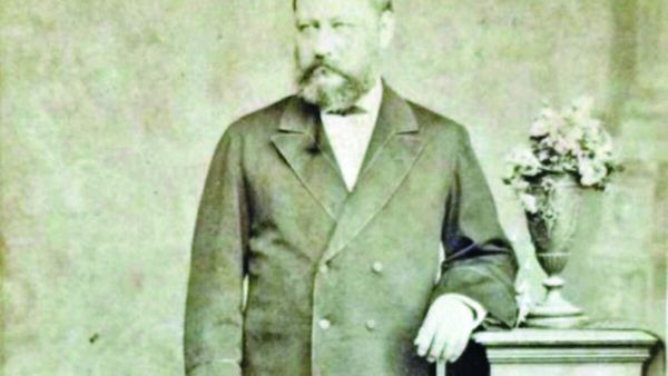 Aniversario de la ANR: "No se cumple con el legado que dejó el fundador"