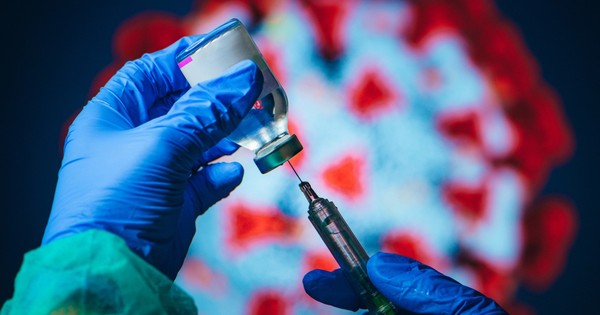 La Nación / El difícil equilibrio entre la vacuna contra el COVID y la inmunidad natural