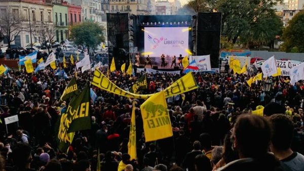 ARGENTINA: Javier Milei cerró su campaña ante más de 20mil personas: “Vamos a sacar a la casta política”