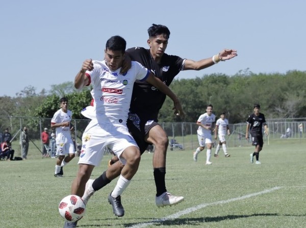 Olimpia y Libertad al frente en la Sub 17 - APF
