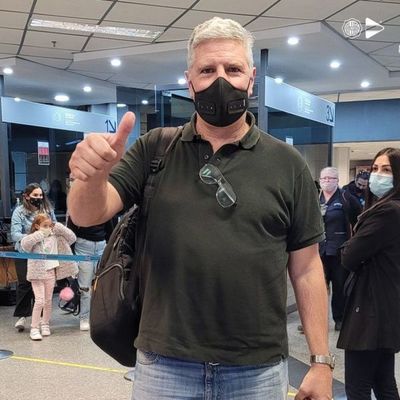 Álvaro Gutiérrez y sus primeras palabras al llegar al país