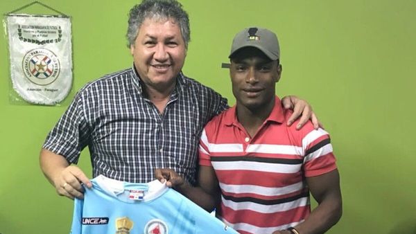 Acusó a directivo de la APF por decirle "negro"