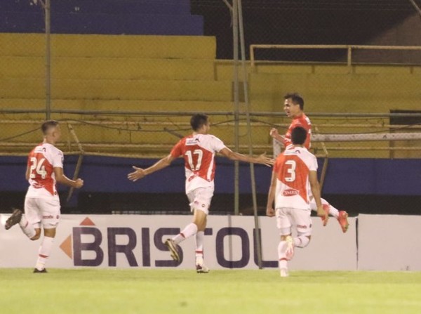 Triunfo del Kelito en Luque - APF