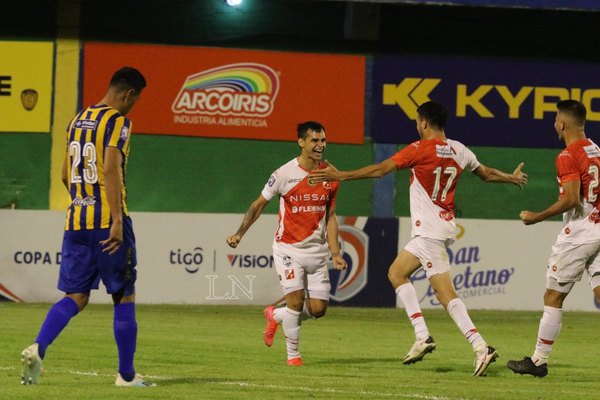 River gana y manda a zona de descenso directo a Luqueño