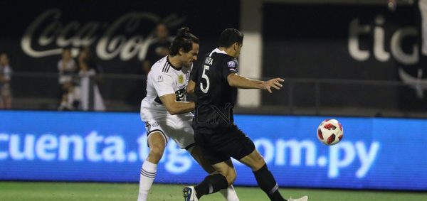 Libertad y Olimpia chocan en un clásico al todo o nada en Sajonia