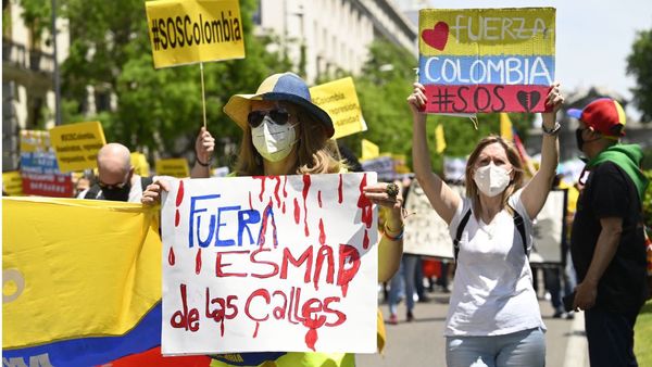 Una marcha de protesta en Madrid contra la próxima visita de Iván Duque - El Independiente