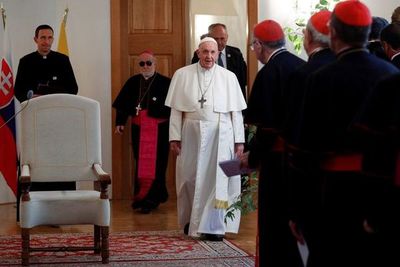 El papa pide en Eslovaquia esfuerzos para una Europa libre de ideologías - Mundo - ABC Color