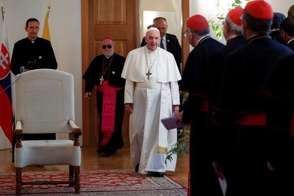El papa pide en Eslovaquia esfuerzos para una Europa libre de ideologías - Mundo - ABC Color