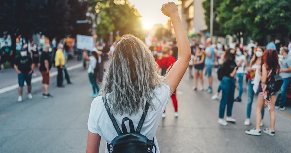 La Nación / “The Activist”, competencia de TV por causas caritativas genera polémica