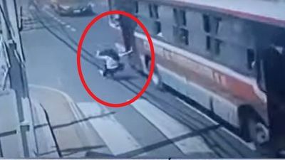 Fallece Liz, la joven que cayó de un bus siguiendo a un ladrón