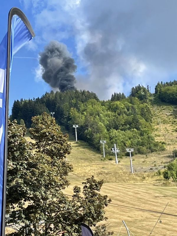 Un helicóptero de Seguridad Civil con 5 personas a bordo se estrella en Francia