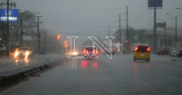 La Nación / Meteorología anuncia tiempo severo y frente frío desde mañana lunes