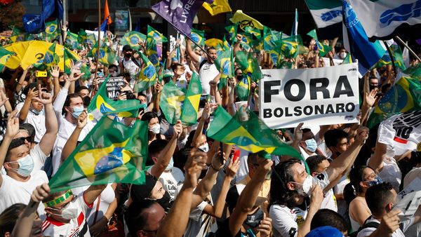 Protestas piden la destitución de Jair Bolsonaro