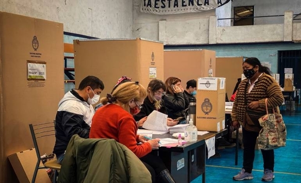 Diario HOY | Argentina celebró primarias en pandemia, primer test electoral para Fernández