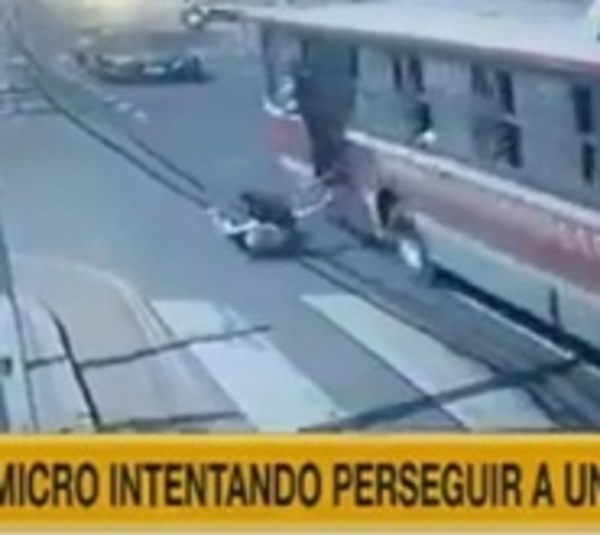 Ola de inseguridad: Muere joven que cayó de un bus tras ser asaltada - Paraguay.com