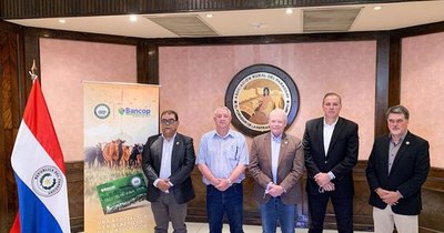 La Nación / Bancop y la ARP lanzan la tarjeta de crédito para socios