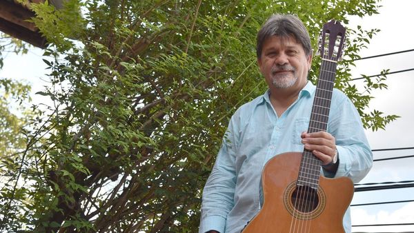 Flecha lleva la guarania a la antigua estación de Ypacaraí