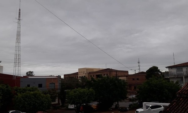 Meteorología anuncia fuertes lluvias y tormentas para este lunes en Coronel Oviedo - OviedoPress
