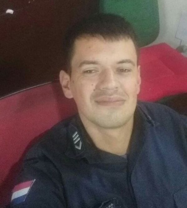 Por lavar deteriorada imagen de la Policía, devuelve billetera con millones y tarjetas – Diario TNPRESS