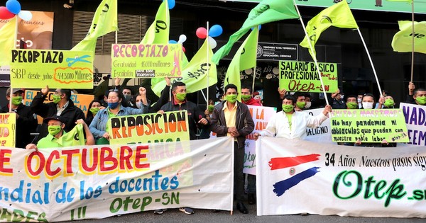 La Nación / OTEP-A exige el aumento salarial del 16% al Gobierno para no ir a huelga