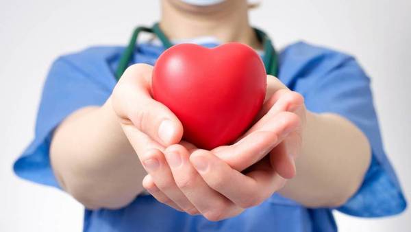 Buscan detectar pacientes hipertensos de alto riesgo mediante encuesta – Prensa 5