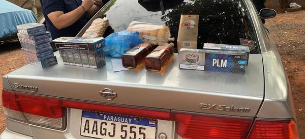 Campo 9; Detienen a tres personas por supuestamente robar bebidas alcohólicas de un minisuper – Prensa 5