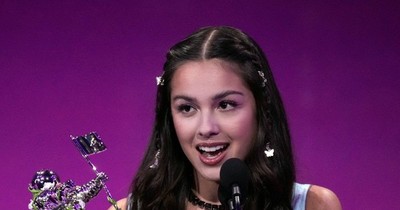 La Nación / Lil Nas X y Olivia Rodrigo triunfan en los MTV Video Music Awards
