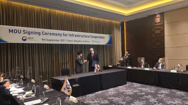 Una comitiva de Corea vendrá al país para concretar acuerdo definitivo del tren de cercanías - .::Agencia IP::.