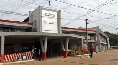 Fiscala llega al penal de Tacumbú ante rumores de amotinamiento