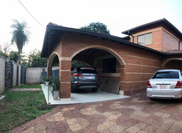"Aduaneros magos", patrocinados por Arévalo, perciben salario menor a G. 10 millones