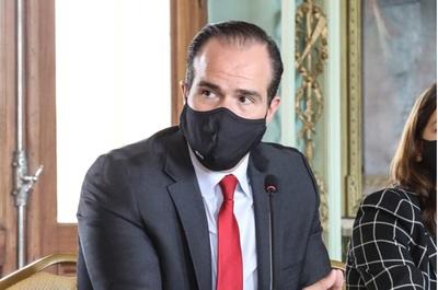 Titular de BID elogia clima de negocios: "Si yo fuera un inversionista elegiría Paraguay" - ADN Digital