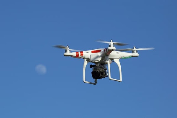 Atacan con drones una cárcel de Ecuador | Ñanduti