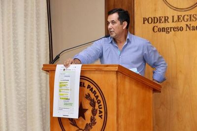 Martín Arévalo se defiende y denuncia por corrupción a Julio Fernández