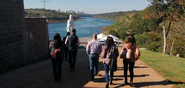 Autoridades verificaron instalaciones del futuro Puerto Turístico de CDE - La Clave