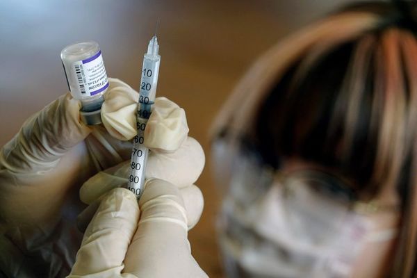 Gobernador de Florida alerta sobre multas a ciudades que obliguen a vacunarse contra covid-19 - Mundo - ABC Color