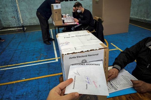 MUNDO | Gobierno de Argentina sufre dura derrota en primarias legislativas