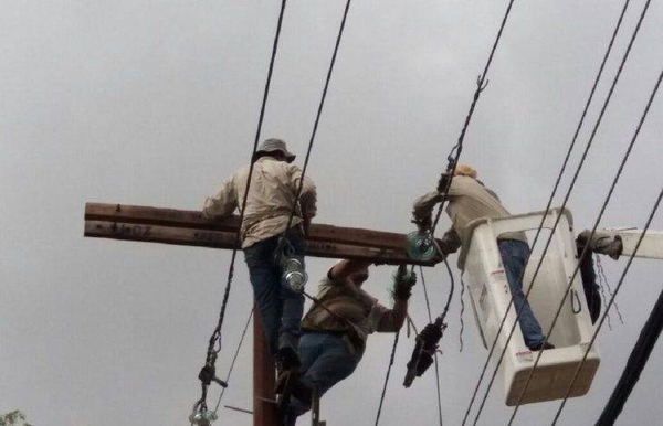 Diario HOY | Vientos fuertes y el calor dejaron sin luz a varias zonas, dice la Ande