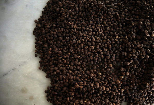 La exportaciones de café en Brasil caen 25 % en agosto por problemas logísticos - MarketData